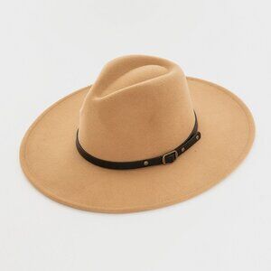 Fedora Tan hat